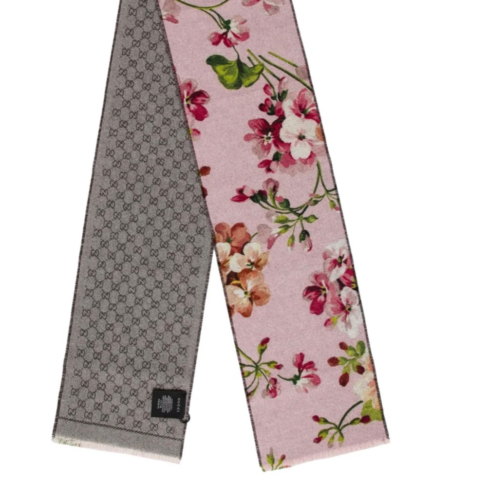 AUTHENTIC GUCCI - Two sided Floral Scarf w/tags
